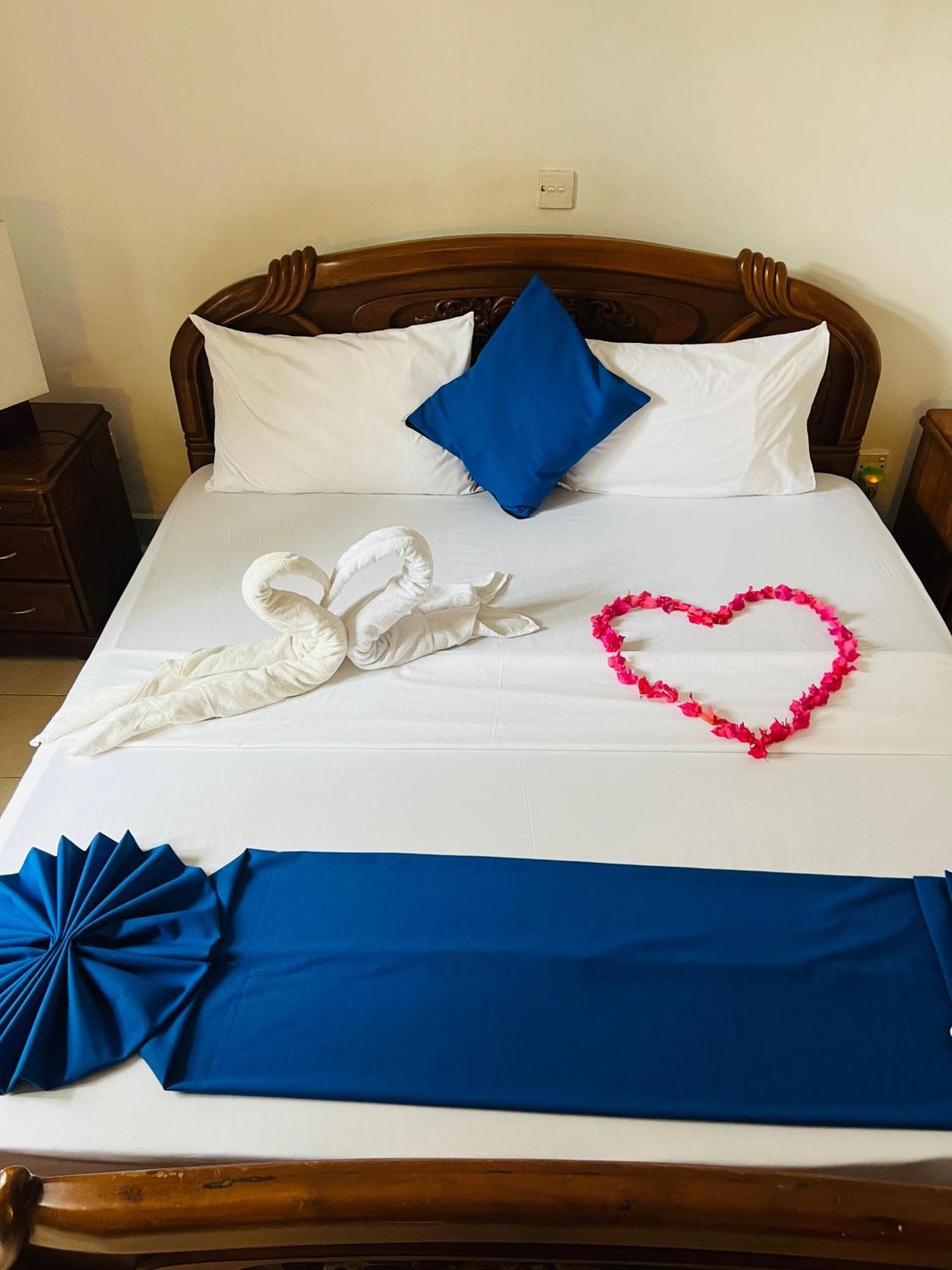 Ocean Beauty Guest House Negombo Exterior photo