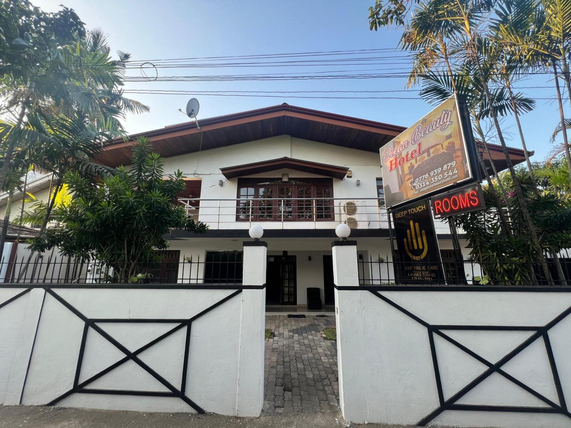 Ocean Beauty Guest House Negombo Exterior photo