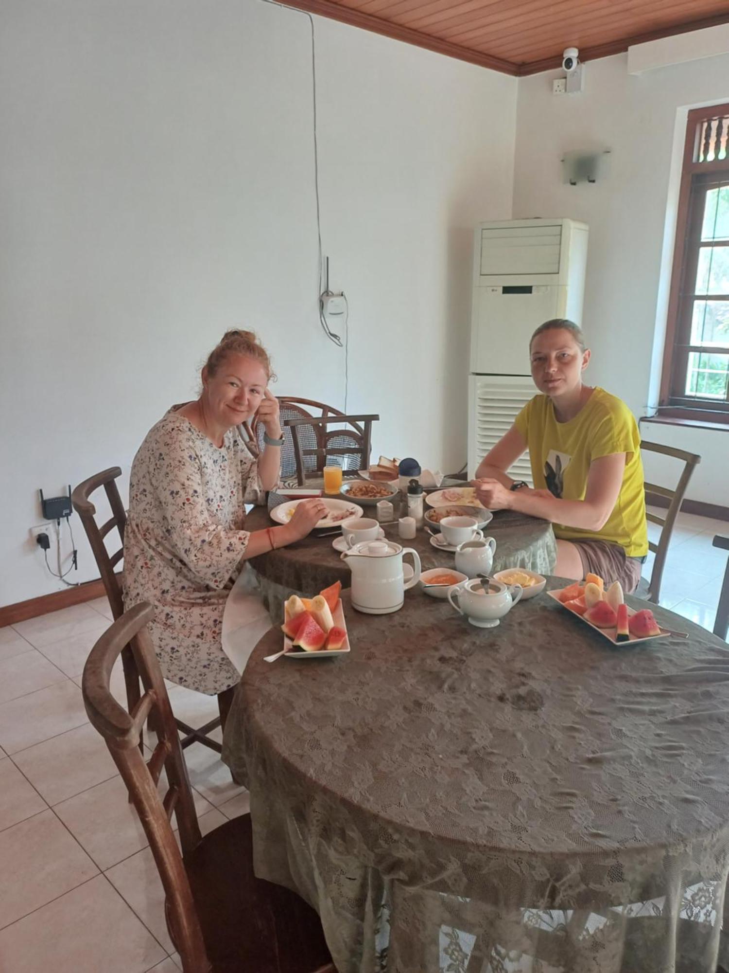 Ocean Beauty Guest House Negombo Exterior photo